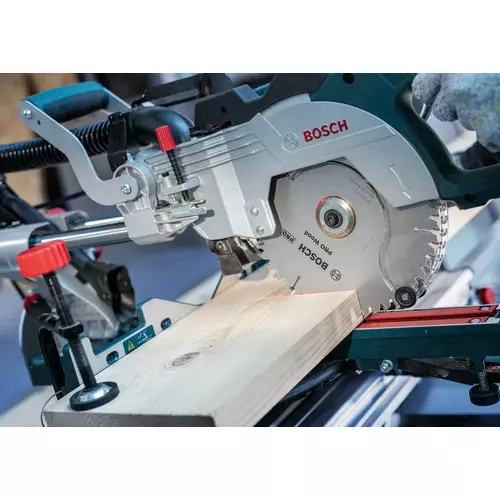 BOSCH Kotúč PRO Wood na drevo pre okružné píly, 216 x 2,8 x 30 mm (9)