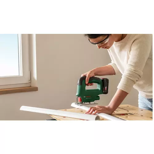 BOSCH EasySaw 18V-70 (9)