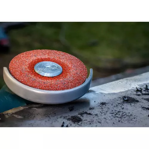 BOSCH Keramický fíbrový kotúč EXPERT R782 Prisma Ceramic Fibre Disc, 180 mm, 22,23 mm, zrnitosť 36 (16)