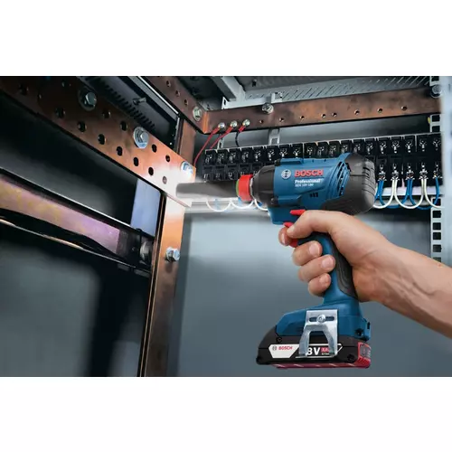 BOSCH Kombinovaná súprava: GDX 180-LI + GSR 180-LI + 2× GBA 18V 1.5Ah + AL 1814 CV, v prenosnom kufríku (22)